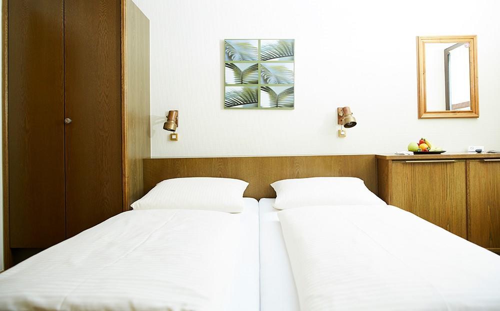 Hotel Landgasthof Wallburg Eltmann Luaran gambar
